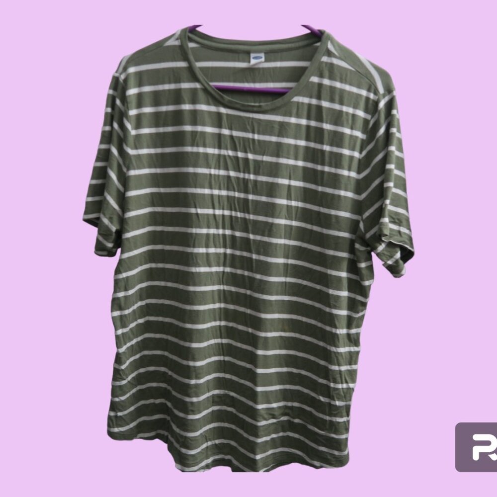 Old Navy short sleeve horizontal stripe t-shirt in green and white size XL.